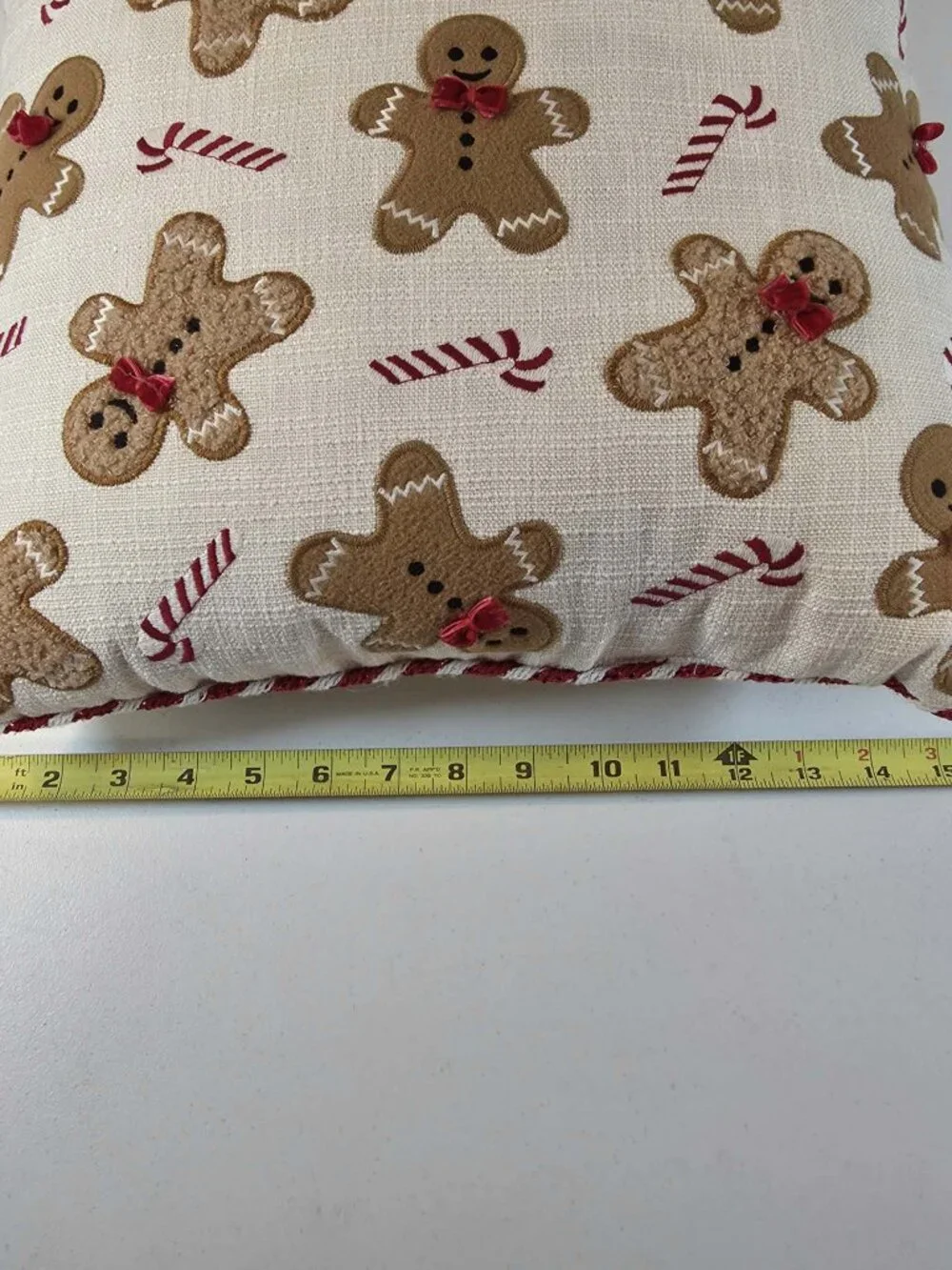GINGERBREAD MAN CANDY CANE THROW PILLOWS CHRISTMAS FESTIVE HOLIDAY (2) 16 X 16